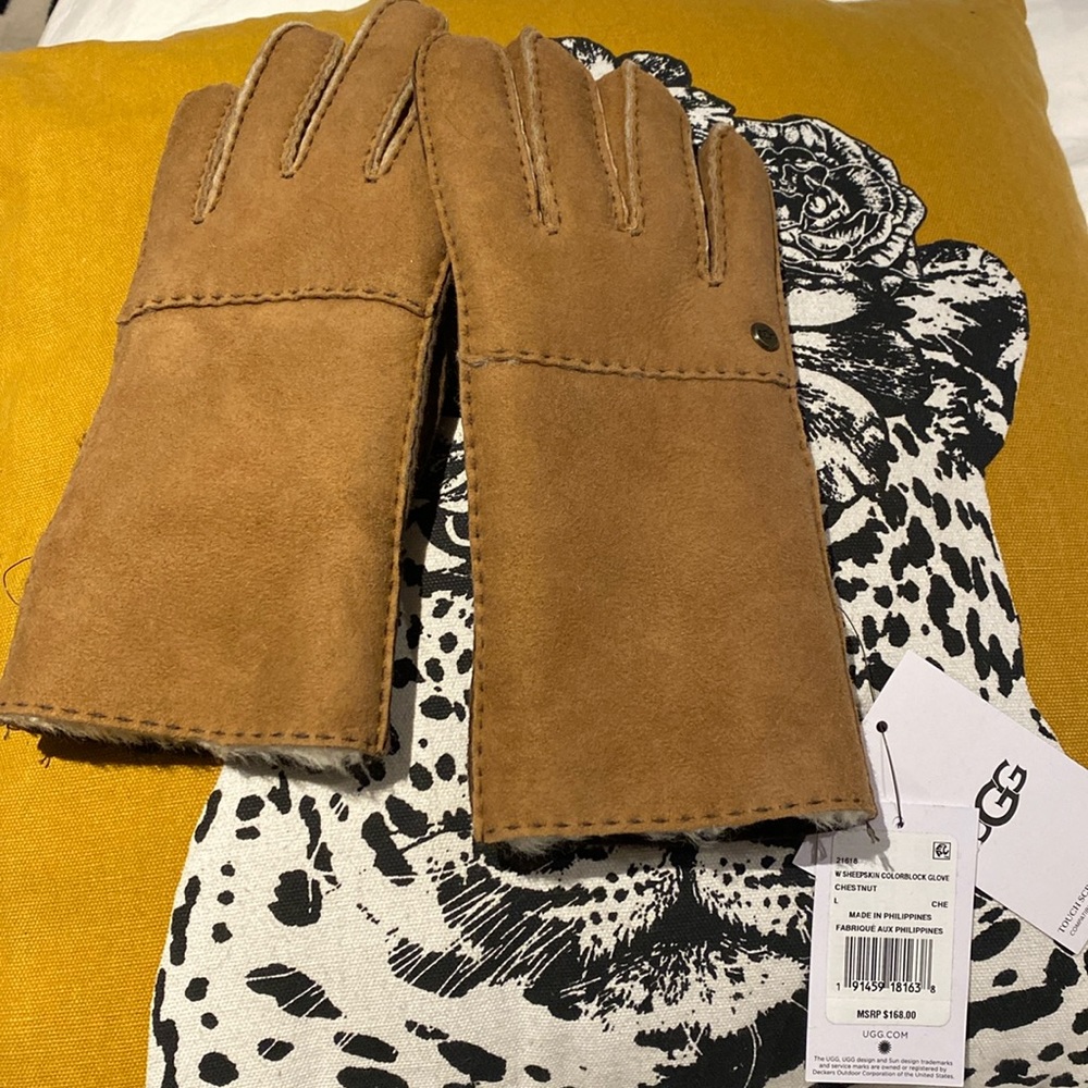 UGG Sheepskin colorblock Gloves chesnut